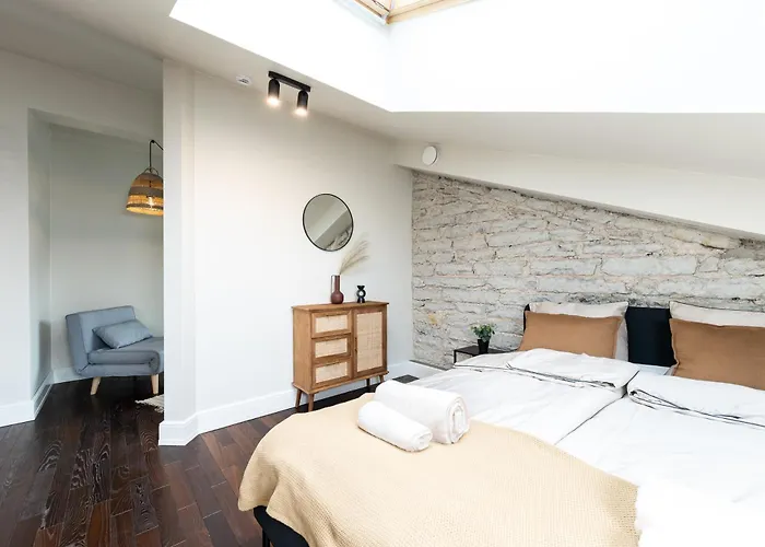 T64 By Smartstay Reval