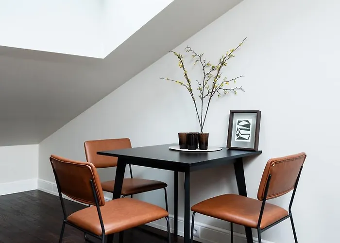 T64 By Smartstay * Reval