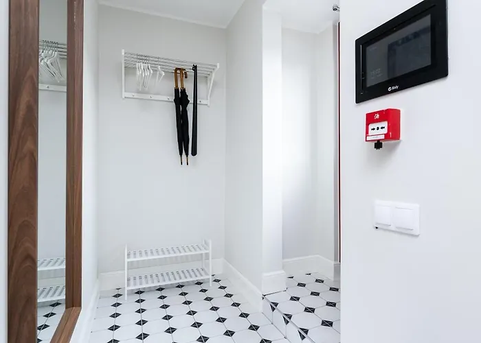 T64 By Smartstay Reval