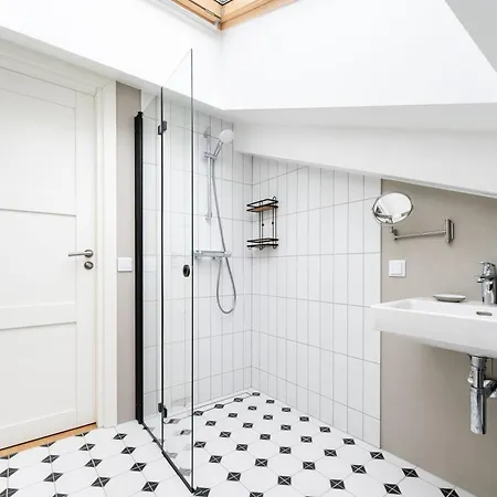 T64 By Smartstay טאלין